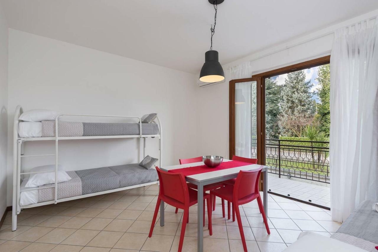 San Benedetto Di Lugana 2 Apartamento Peschiera del Garda Exterior foto