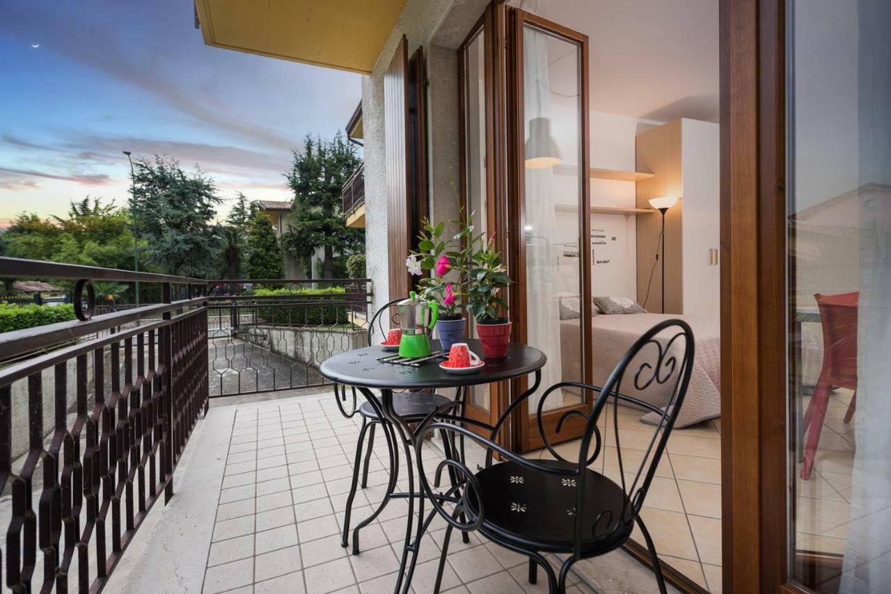 San Benedetto Di Lugana 2 Apartamento Peschiera del Garda Exterior foto