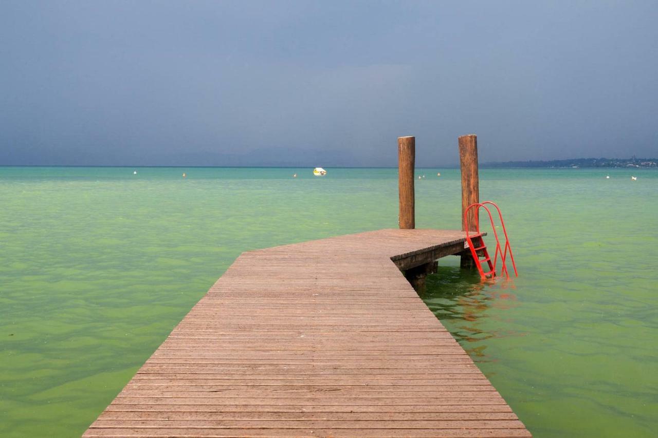 San Benedetto Di Lugana 2 Apartamento Peschiera del Garda Exterior foto